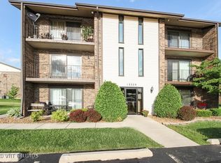 15339 West Ave, Orland Park, IL 60462