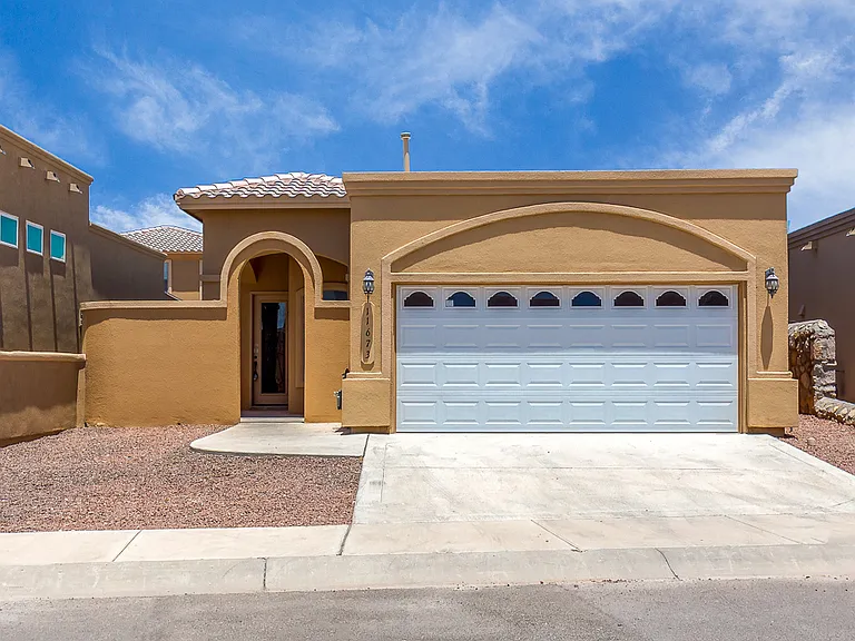 11673 Sugar Bay Way — Photo 1