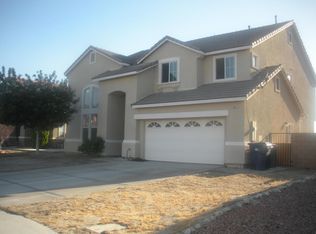 38021 Highland Dr, Palmdale, CA 93552