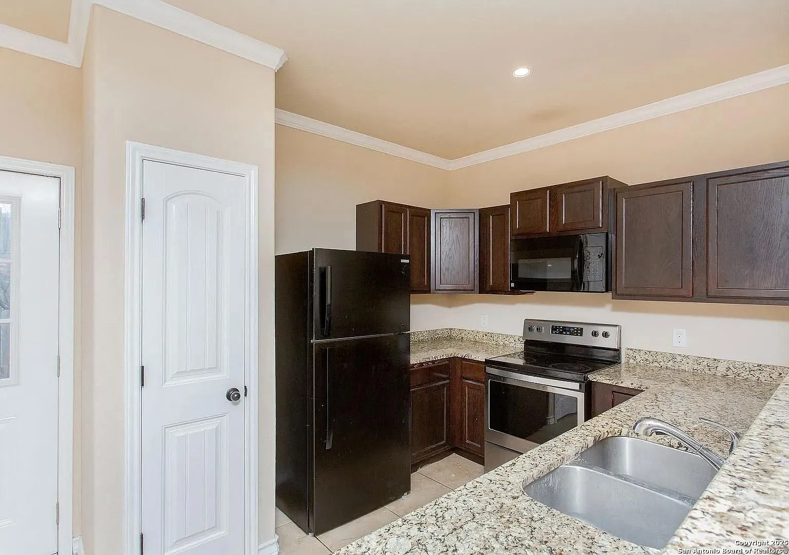6510 Melanzane Ave Unit 104 San Antonio, TX 78233 — Photo 2