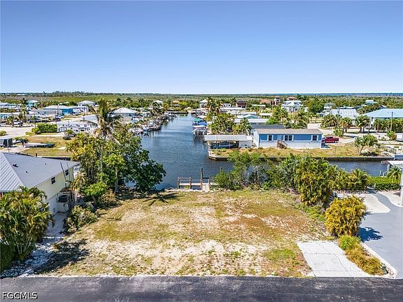 2nd image of 2936 Buttonwood Key Ct