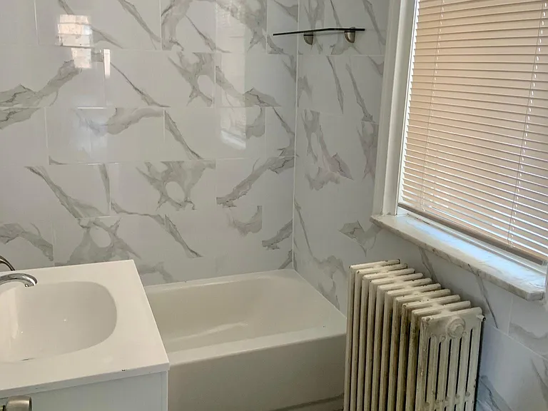 2250 S 9th St #2-R — Photo 6