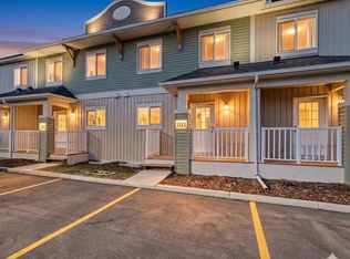 703 S Clover Rd, Carstairs, AB T0M0N0