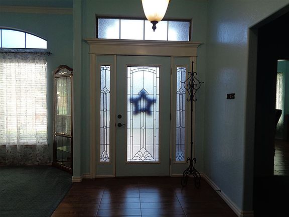 4th image of 1448 NE Independence Ave