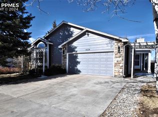 6620 Holt Dr, Colorado Springs, CO 80922