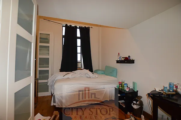 Rented by City Stop Realty | media 11