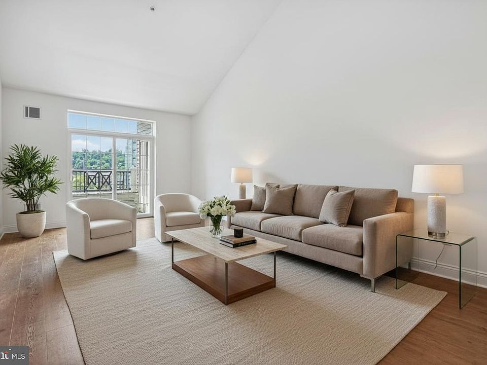 1st image of 200 W Elm St Suite 1412