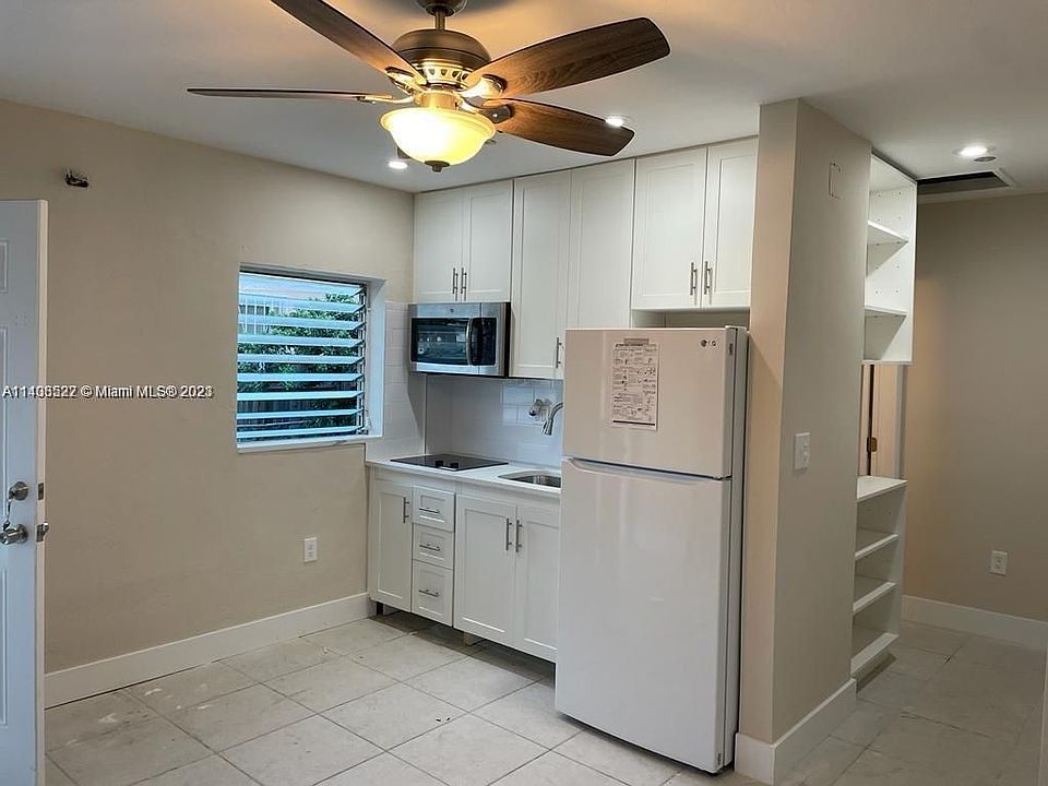 1st image of 639 Tamiami Blvd #639
