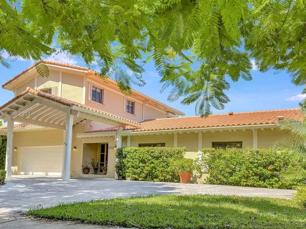 269 W Mashta Dr, Key Biscayne, FL 33149