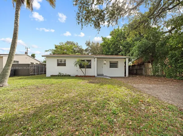 6316 Grant St, Hollywood, FL 33024