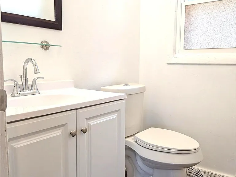 253 Glenhaven Dr — Photo 3