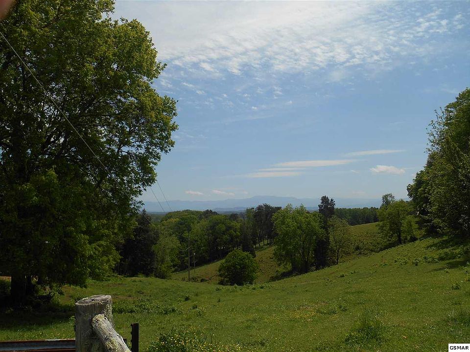 2nd image of 2768 Holliday Hills Rd
