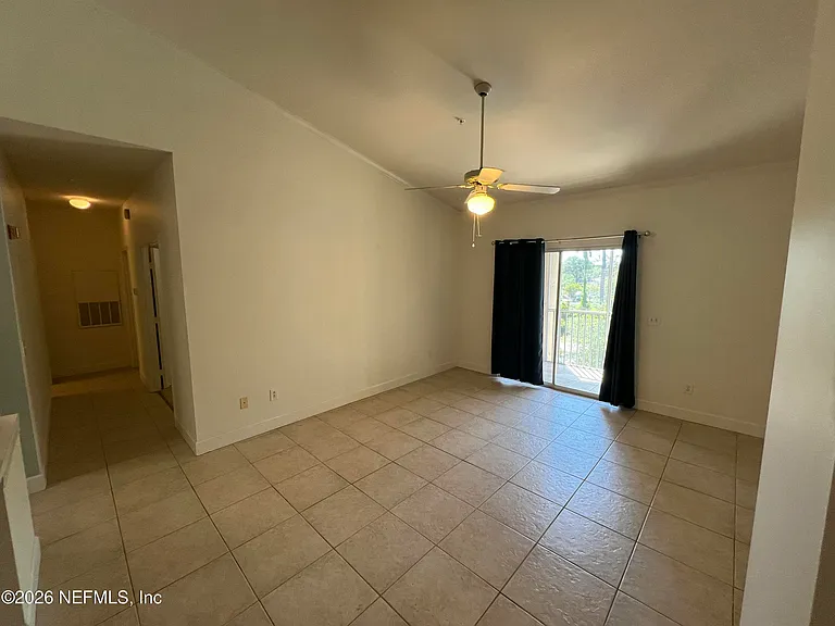 170 Veracruz Dr #332 — Photo 3