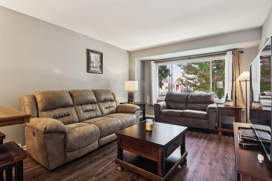 next background image