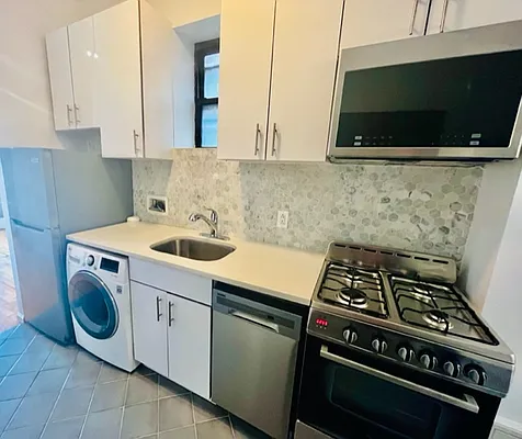 Rented by Compass | media 2