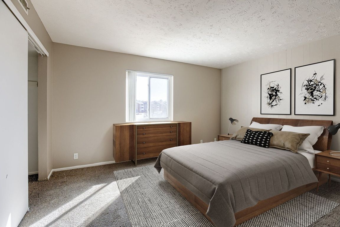 Omaha, NE Evergreen Terrace Apartments | 11A | Bedroom