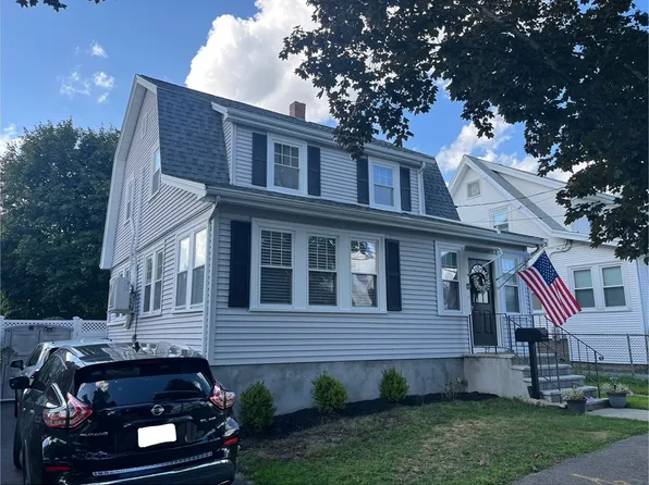 27 Shirley St, Quincy, MA 02169