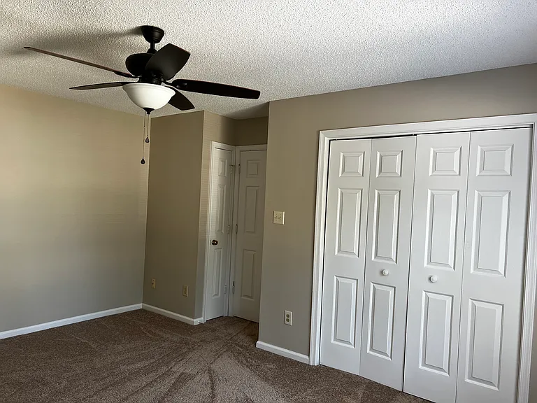 103 Hearthstone — Photo 10