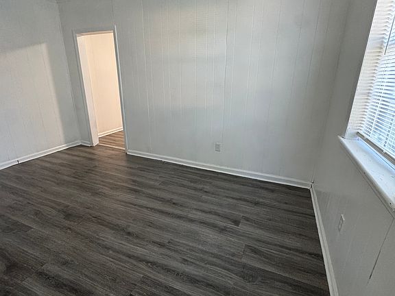 3rd image of 120B Jerry D Coleman St #B