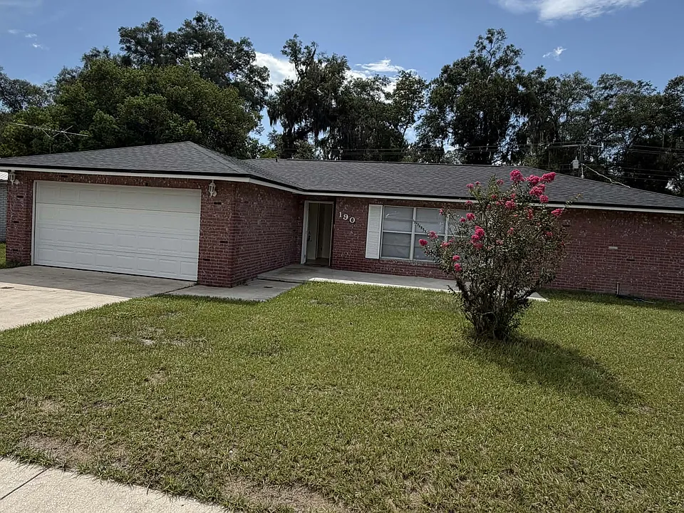 190 Mango Dr