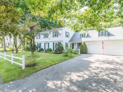 8 Toppans Ln, Newburyport, MA, 01950