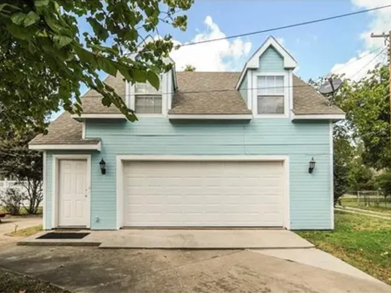 601 N Grand Ave — Photo 24