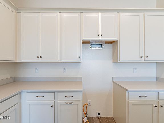 5th image of 20362 W SELLS Drive