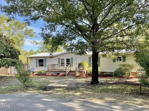 714 Tarboro Ave, Carolina Beach, NC 28428