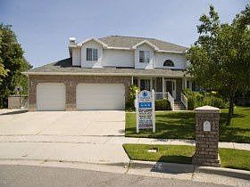 5th image of 1129 E Birchbrook Cir