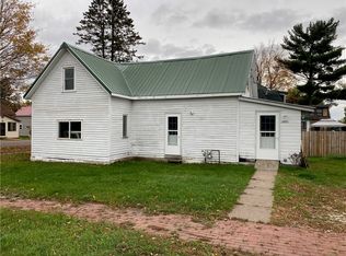 15971 4th St, Hayward, WI 54843