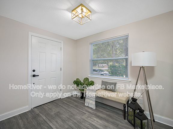 4th image of 306 Park Blvd