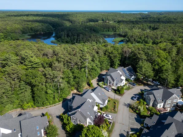 72 Gold Leaf Lane UNIT 72, Mashpee, MA 02649