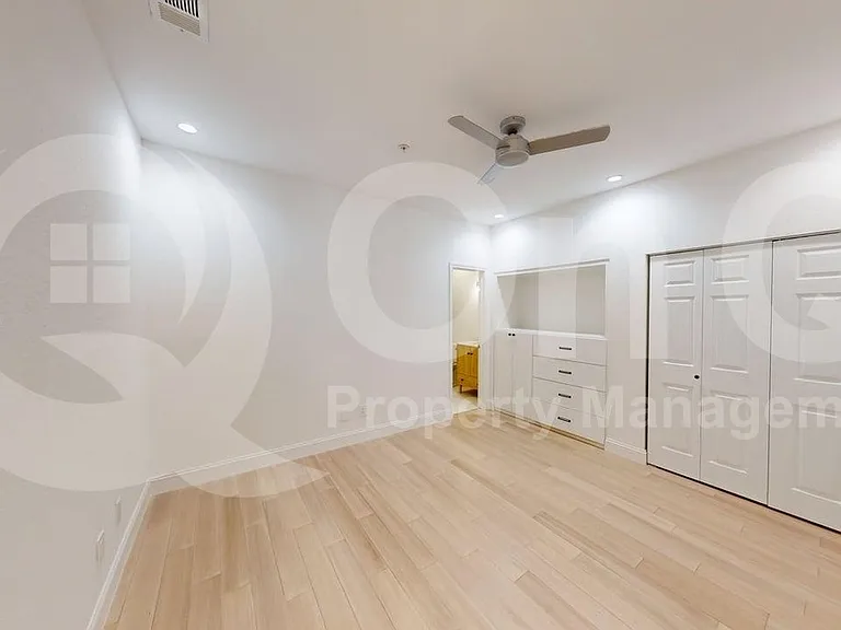 6000 Auburndale Ave #B — Photo 11