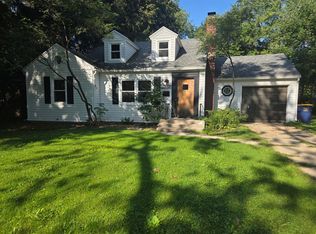 1057 Keneberry Way SE, East Grand Rapids, MI 49506