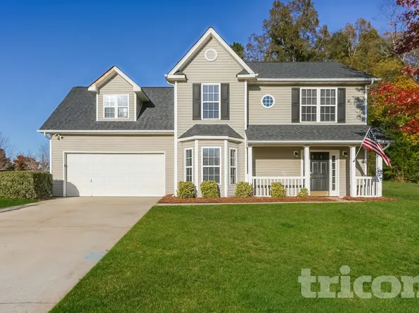 105 Arden Ct, Mount Holly, NC 28120