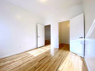 Rented by Manhattan Spaces