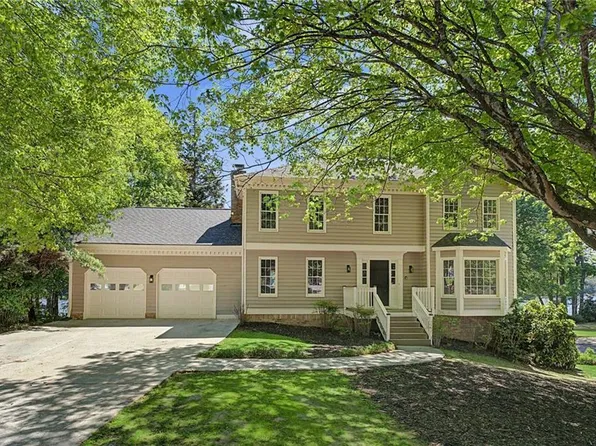 1263 Summit Chase Dr, Snellville, GA 30078