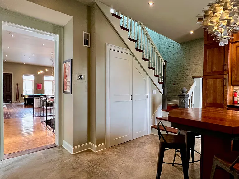 717 Lampton St — Photo 10