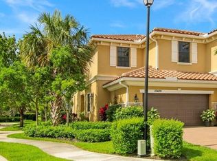 10469 Wellington Parc Dr, Wellington, FL 33449