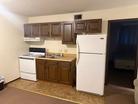5th image of 2203 9th Ave #12