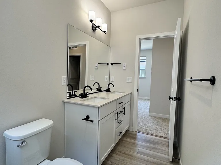 4255 Aberdeen Way NE — Photo 24