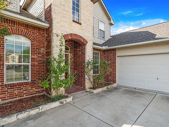 3rd image of 1541 Pecan Creek Ln
