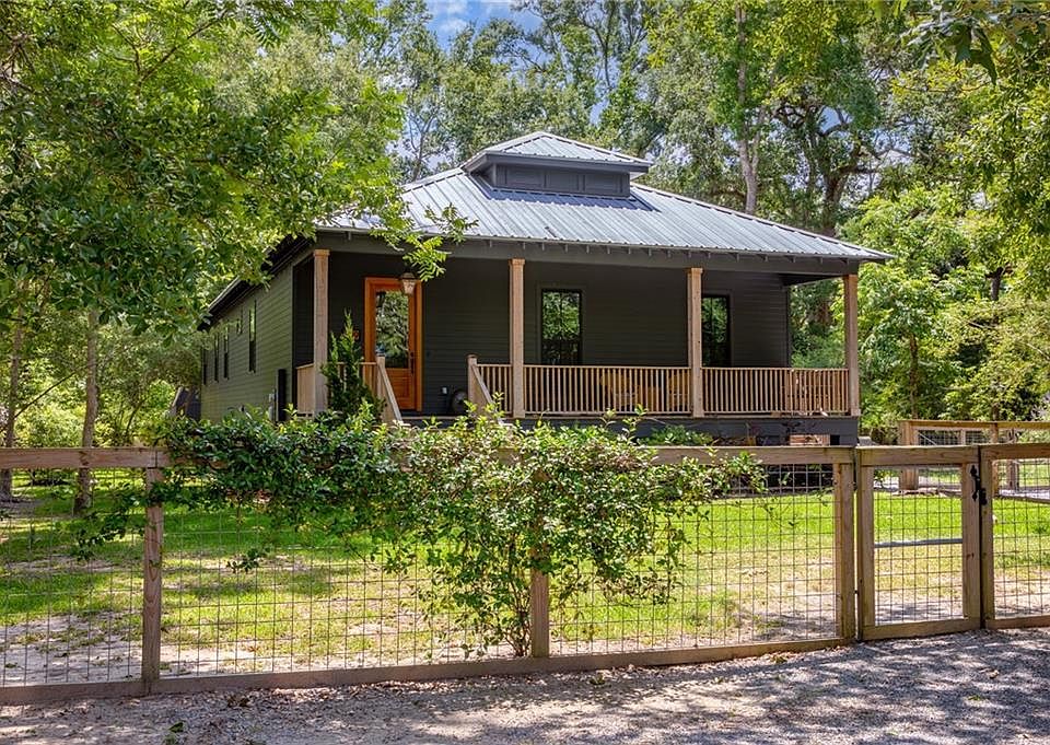 539 Lamarque St Mandeville LA 70448 Zillow