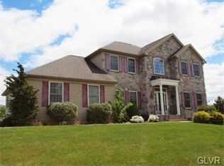 1401 Toursdale Dr, Easton, PA 18045