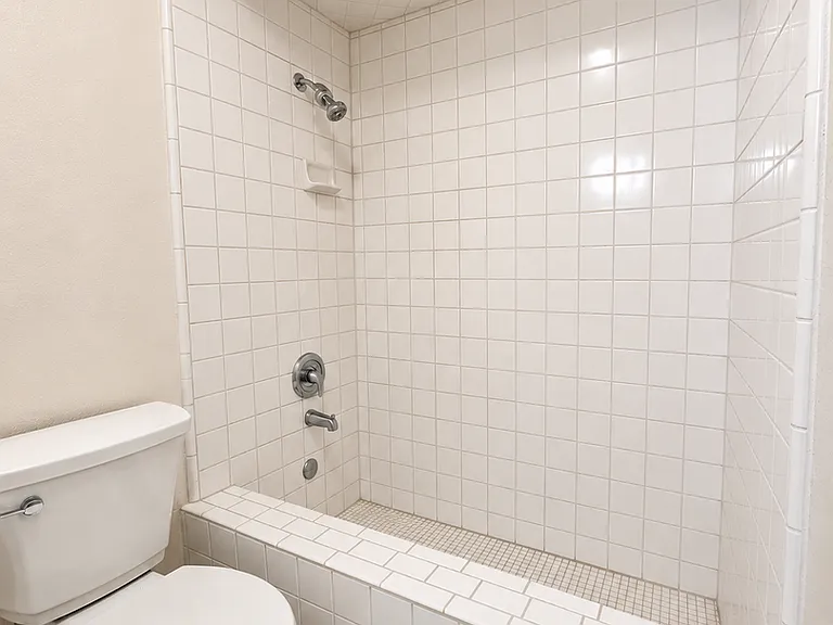 3501 Bernard St #1B — Photo 14