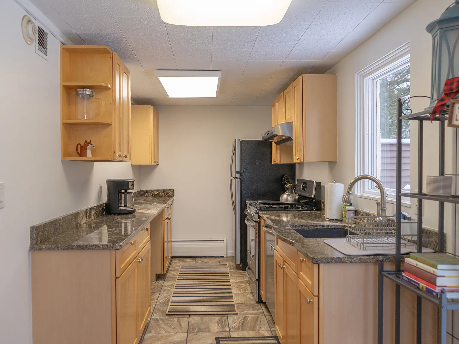 3 bed, 1800 sqft, $11,500 — Photo 4