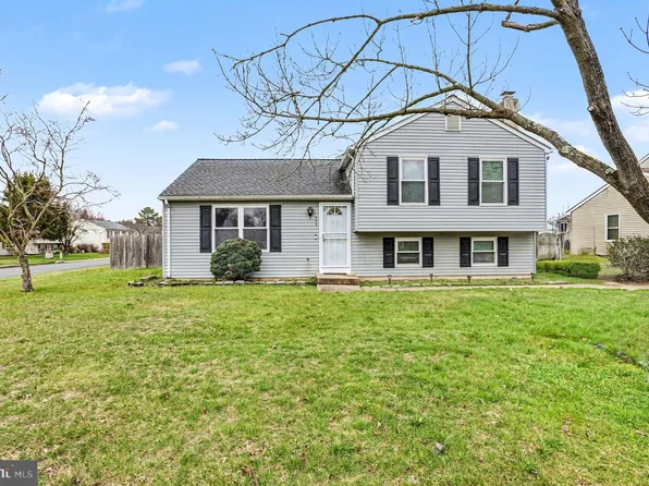 935 Edmund St, Aberdeen, MD 21001