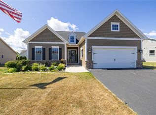 283 Avery Park Ln, Rochester, NY 14612