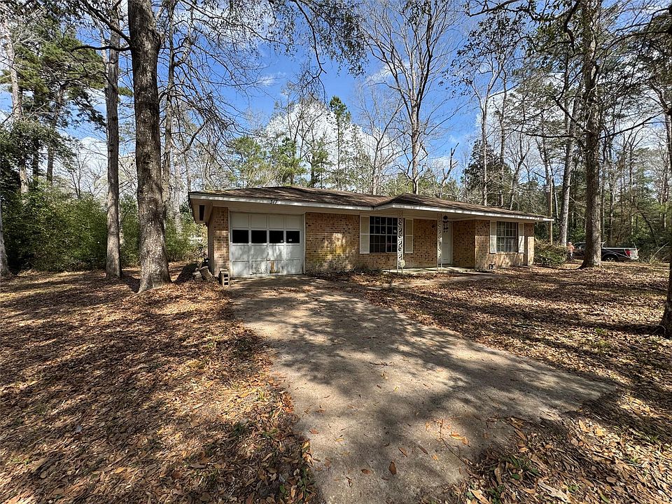 1st image of 317 Bob Wills Rd