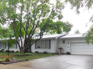 2017 Barberry Dr, Springfield, IL 62704